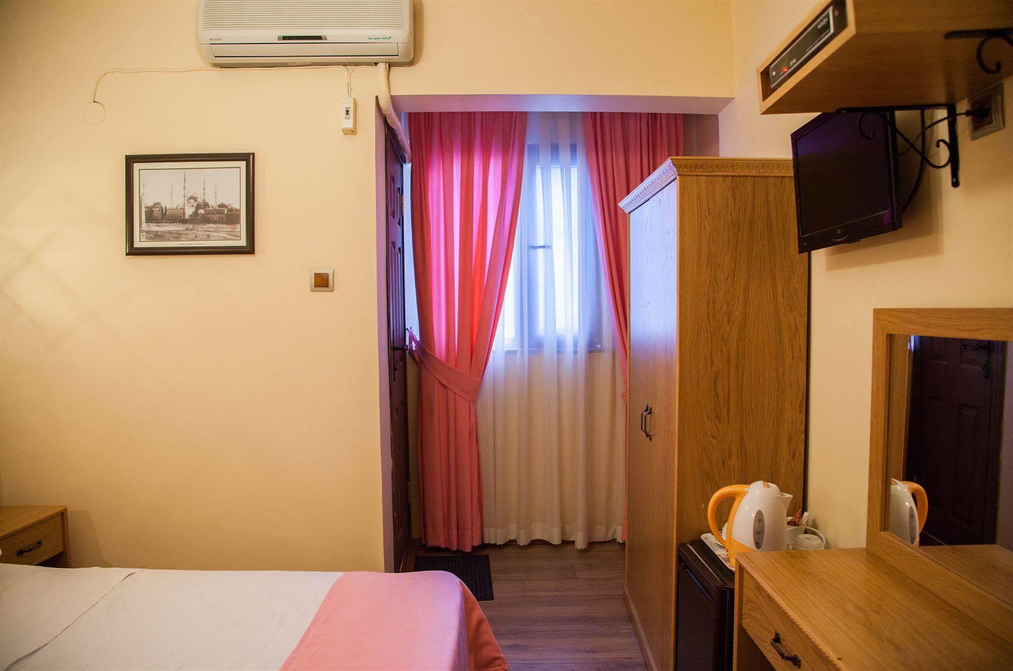 Cem Sultan Hotel Istanbul Luaran gambar